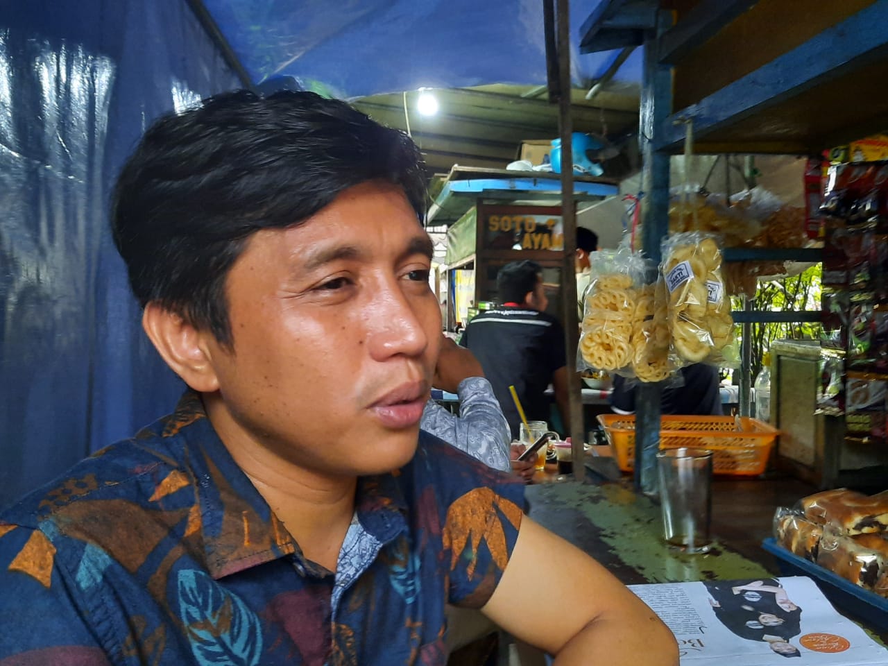 Ketua Garda Bangsa Mahfudz bin Syamsyudin saat berbincang dengan ngopibareng.id di salah satu tempat di Kota Surabaya. (Foto: Alief/ngopibareng.id)