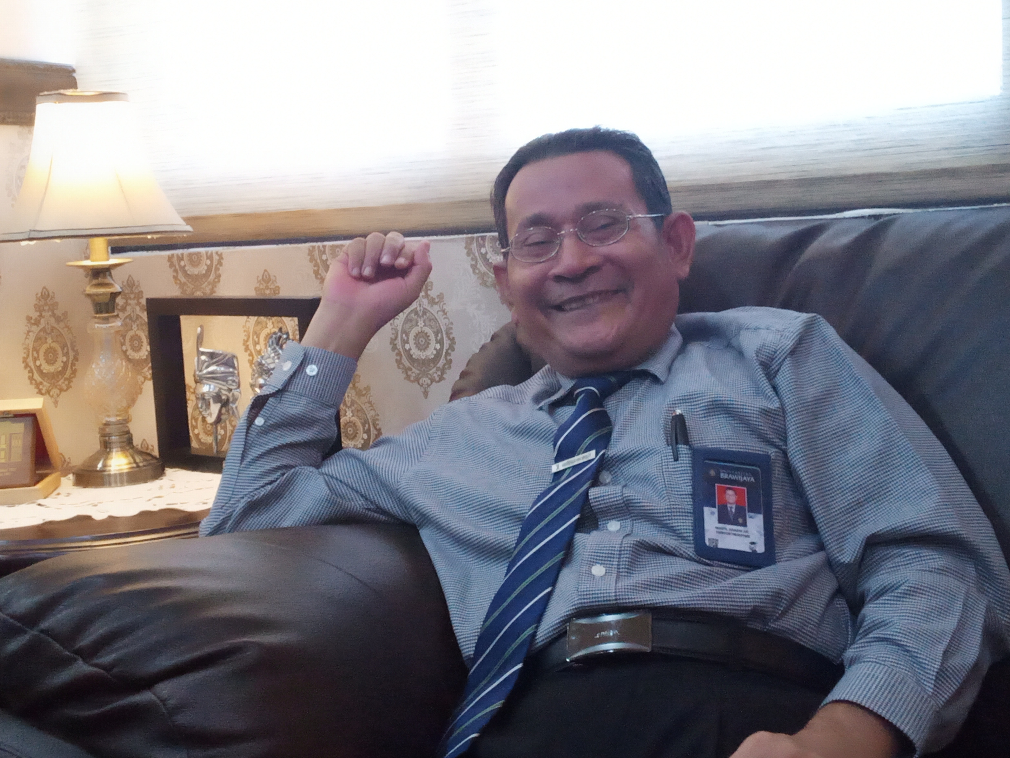 Rektor Universitas Brawijaya, Nuhfil Hanani, saat ditemui di ruangannya, Selasa 4 Februari 2020. (Foto: Theo/ngopibareng.id)