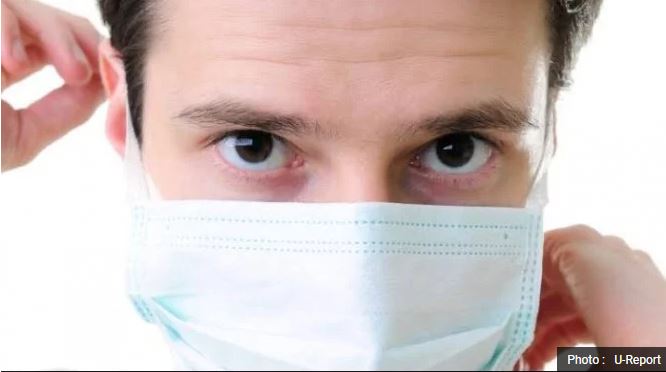 Masker bedah. Penelitian menyebutkan jika masker hanya mengurangi risiko tertular virus dari udara. (foto:pixabay)