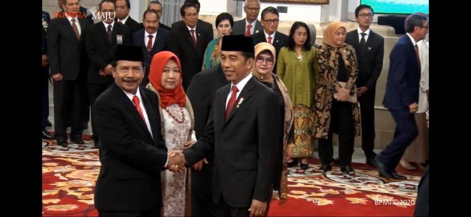 Prof. Drs. KH. Yudian Wahyudi Asmin, M.A, Ph.D  dilantik Presiden Joko Widodo sebagai Kepala Badan Pembinaan Ideologi Pancasila (BPIP), di Istana Negara, Jakarta. (Foto: Istimewa)