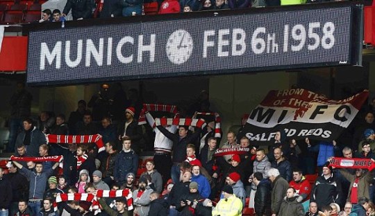 Mengenang tragedi Munich. (Foto: Manchester United)