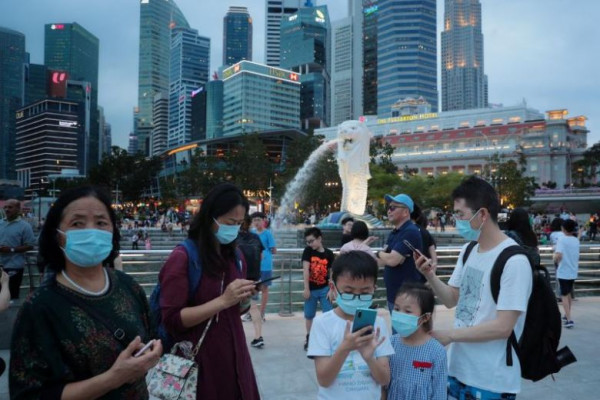 Warga Singapura yang terancam virus Wuhan. (Image by Disway)