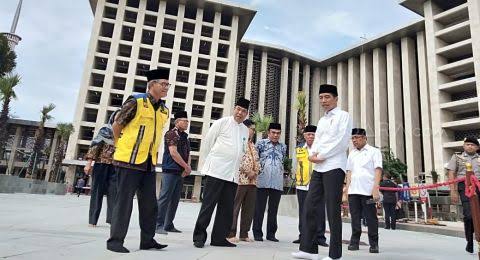 Preaiden Jokowi saat meninjau Masjid Istiqlal. (Foto: Dok/Setpres)