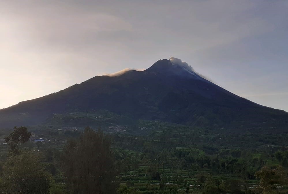 Situasi Gunung Merapi dari hasil pantauan BPPTKG di Jrakah, Yogyakarta. (Foto: BPPTKG)
