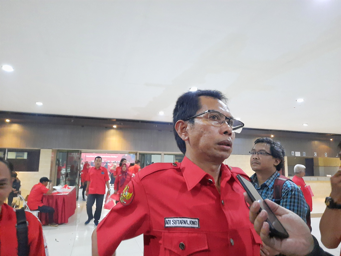 Adi Sutarwijono saat ditemui di acara rakor DPC PDI Perjuangan Kota Surabaya. (Foto: Alief/ngopibareng.id)