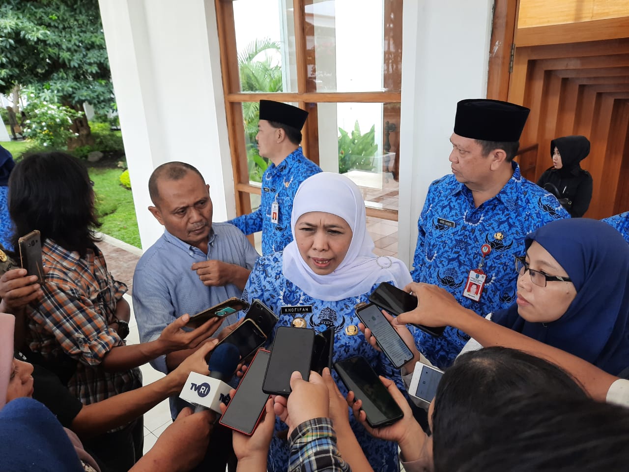 Gubernur Jawa Timur Khofifah Indar Parawansa di Kantor Gubernur Jawa Timur. (Foto: Alief/ngopibareng.id)