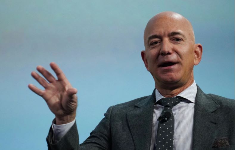 Jeff Bezos, bos Amazon menyumbangkan Rp137 triliun untuk memerangi perubahan iklim. (Foto:techcrunch)