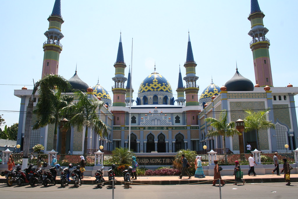 Masjid Tuban, keindahannya khas. (Foto: Istimewa)