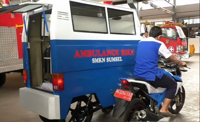 Motor ambulans buatan siswa-siswa SMKN  Sumsel. (Foto:Antara)