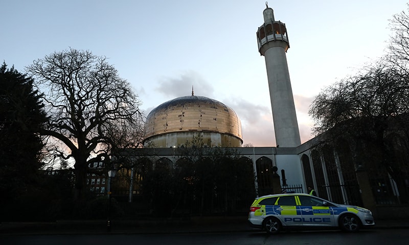 Masjid Raya London atau Central Mosque, London, Inggris. (Foto: BBC)