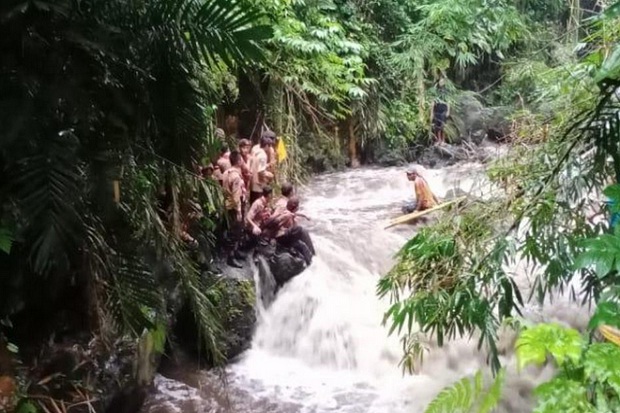 Tragedi kegiatan Pramuka susur sungai siwa SMPN 1 Turi di Sungai Sempor, Desa Donokerto, Kecamatan Turi, Sleman, Jumat 21 Februari 2020. (Foto: Istimewa)