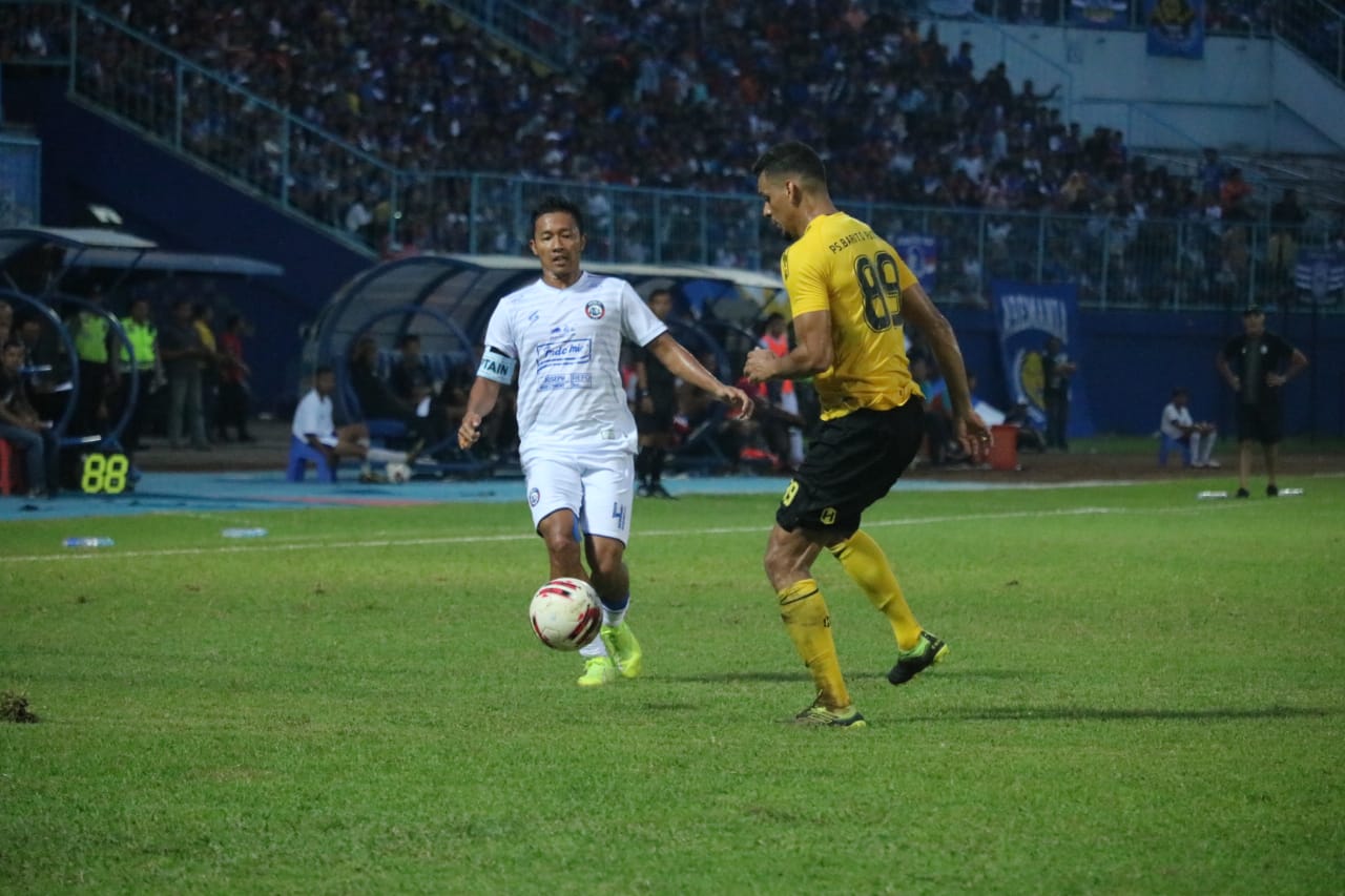 Arema FC saat melakukan laga uji coba kontra Barito Putera di Stadion Kanjuruhan, Malang (Foto: istimewa)