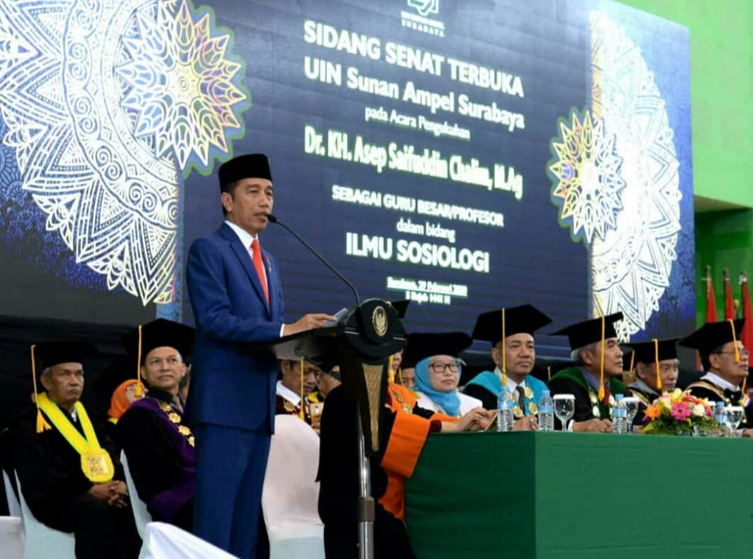 Presiden Joko Widodo saat memberikan sambutan di UIN Sunan Ampel Surabaya. (Foto: Istimewa)