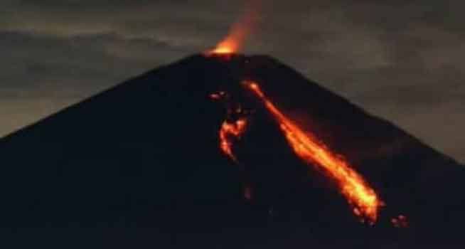 Erupsi Gunung Semeru. (Foto: Antara)