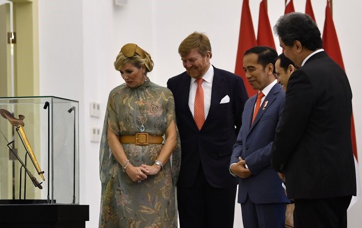 Presiden Joko Widodo bersama Raja Belanda Willem Alexander. (Foto: Dok/Antara)