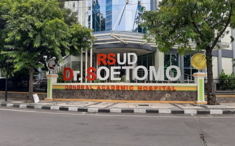 RSUD Dr Soetomo Surabaya tampak depan. (Foto: Pita Sari/Ngopibareng.id)