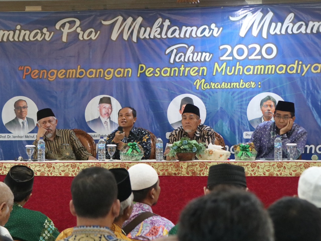 Guru Besar UIN Syarif Hidayatullah Jakarta Jamhari Makruf, dalam seminar Muhammadiyah. (Foto: Istimewa)