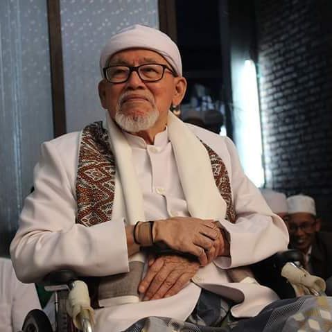 KH M. Basori Alwi Murtadlo, Pengasuh Pondok Pesantren Ilmu Al Quran Singosari, Malang. (Foto: Istimewa)