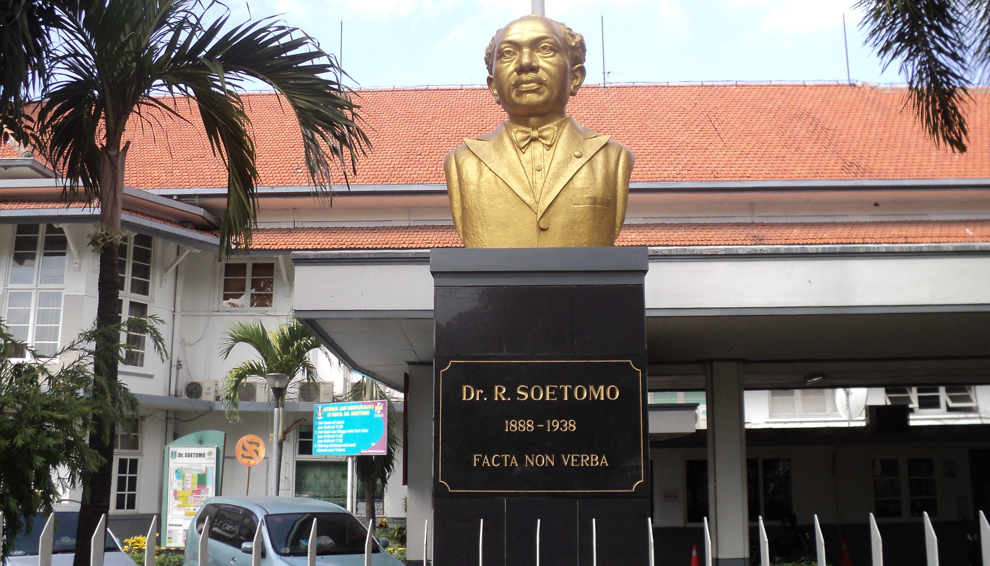 Patung Dr Soetomo. (Foto: Istimewa)