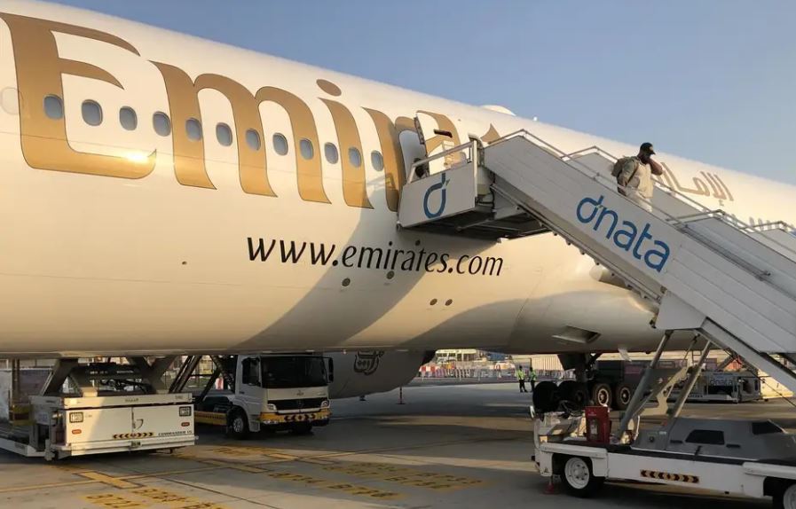 Maskapai penerbangan Emirates dan kargo dnata menghentikan layanan sedunia. (Foto: Dok. Emirates)