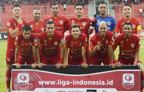 Kalteng Putra, klub liga 2, memulangkann pemainnya karena wabah corona. (Foto: bola.com).
