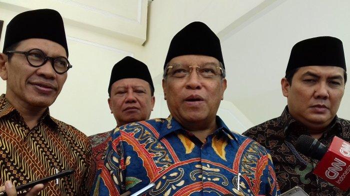 KH Said Aqil Siroj (tengah) bersama jajaran Pengurus Besar Nahdlatul Ulama (PBNU) di Jakarta. (Foto: Istimewa)