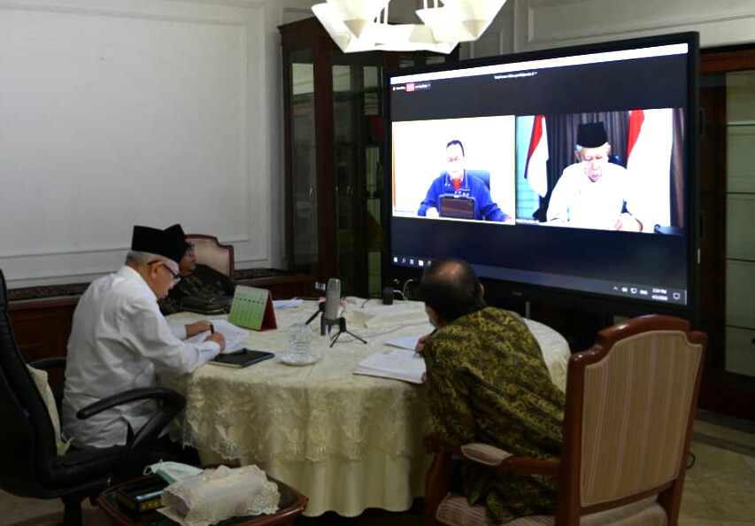Gubernur DKI Anes Baswedan melaporkan penanganan covid-19 di Jakarta pada Wapres Ma'ruf Amin melalui teleconference, Jumat 3 April 2020. (Foto:Setpres)