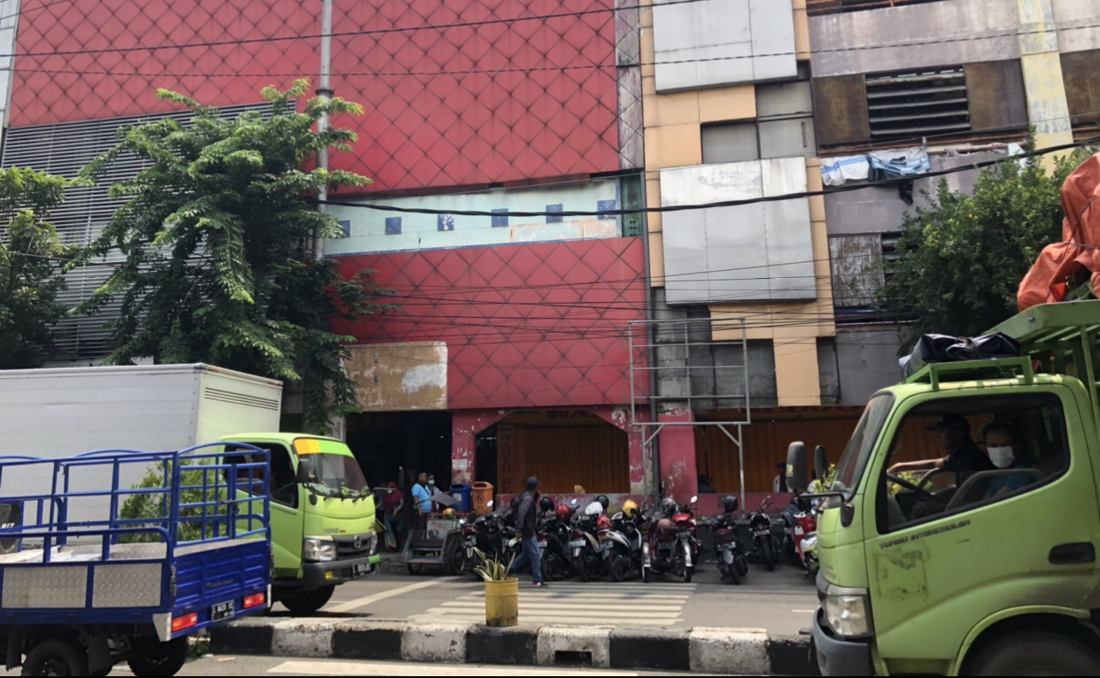 Pasar Kapasan saat masih dibuka (Andhi Dwi/Ngopibareng.id)