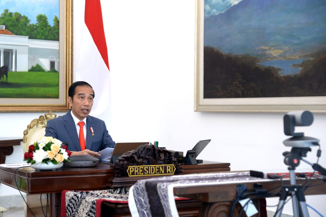 Presiden Joko Wido memimpin rapat kabinet jarak jauh dari Istana Bogor  (Foto: Setpres)