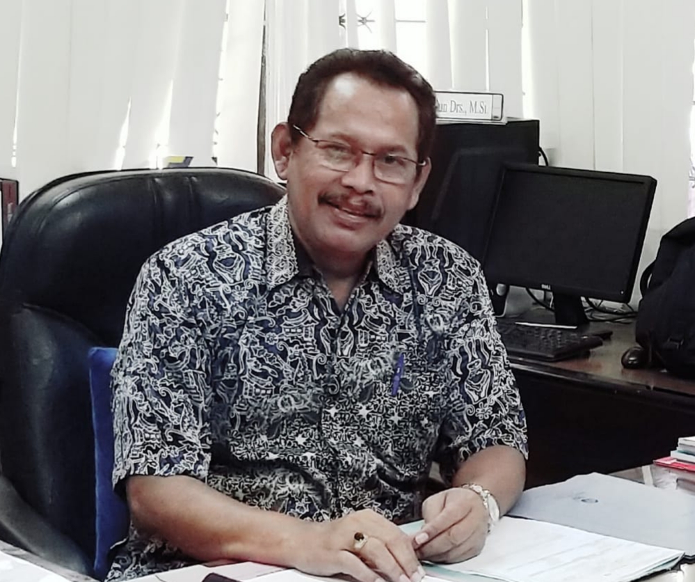 Prof. Dr. Mustain Drs., M.Si., Guru Besar Sosiologi Fakultas Ilmu Sosial dan Ilmu Politik Universitas Airlangga (FISIP UNAIR) (foto: istimewa)