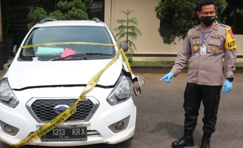 Barang bukti mobil korban pembunuhan, driver taksi online Samiyo Basuki Riyanto. (Foto: Dok. Polresta Bandung)