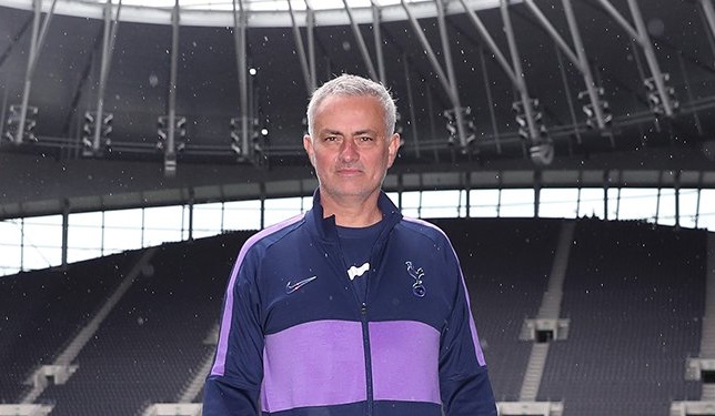 Jose Mourinho. (Foto: Twitter/@SpursOfficial)