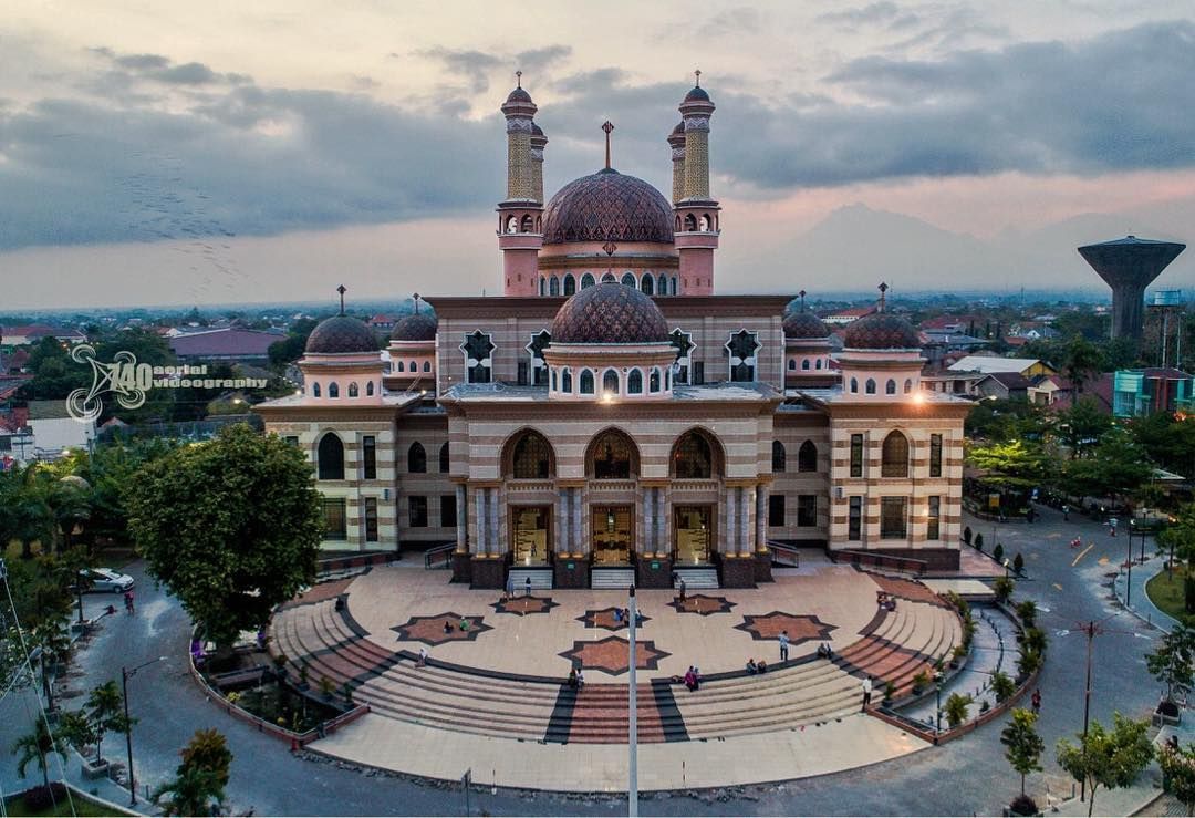 Masjid Agung Al-Aqsha, Klaten, Jawa Tengah. (Foto: Istimewa)
