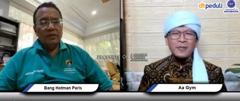 Pengacara Hotman Paris berbincang dengan Aa Gym di kanal YouTube Daarut Tauhid, mili sang ustadz. (Foto: YouTube)