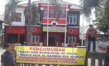 Kantor DPC PDIP Kabupaten Bekasi di  Jalan Tarum Barat Nomor 28 Kalimalang disegel ahli waris pemiliknya. (Foto:Istimewa)