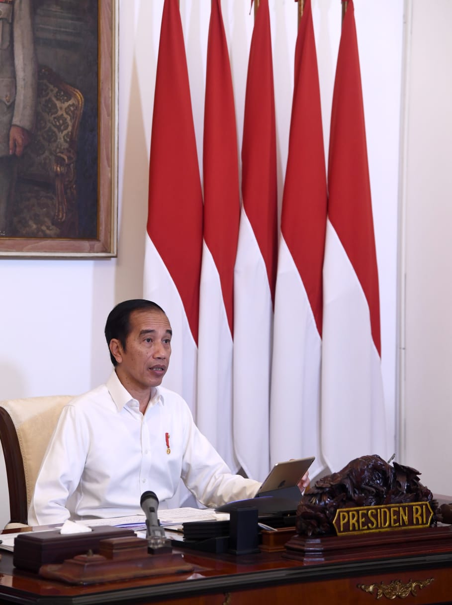 Presiden Joko Widodo saat rapat terbatas di Istana Merdeka, Selasa 12 Mei 2020. (Foto: Setpres)