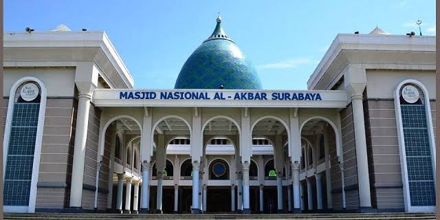 Masjid Nasional Al-Akbar Surabaya. (Foto: istimewa)