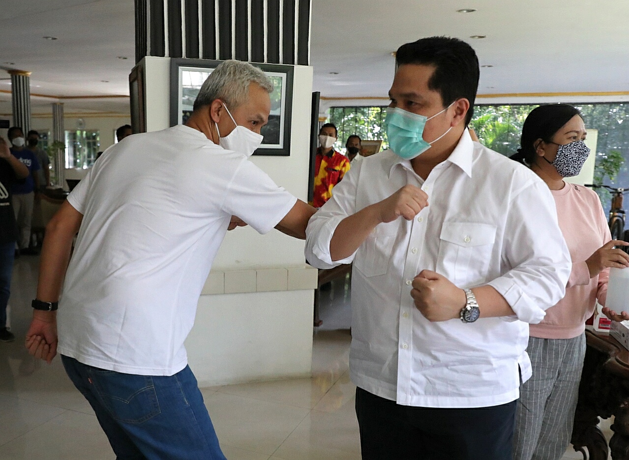 Gubernur Ganjar Pranowo dan Menteri BUMN Erick Thohir. (Foto: Ist/Ngopibareng.id)