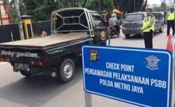 Check point diperbanyak untuk masuk ke Jakarta, guna membatasi arus balik. (Foto:Antara) 