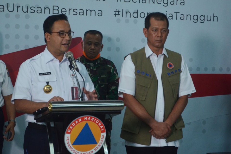 Gubernur DKI Jakarta Anies Baswedan saat bersama Kepala BNPB Doni Monardo. (Foto: Istimewa)