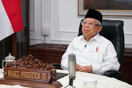 Wakil Presiden Ma'ruf Amin di kantornya di Jakarta. (Foto: setpres) 