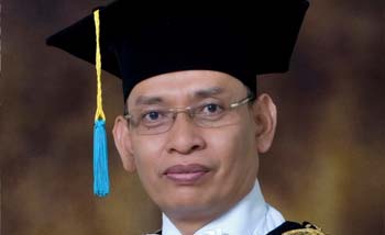 Prof Mohamad Nasih kembali terpilih jadi Rektor Universitas Airlangga. (Foto:Unair)