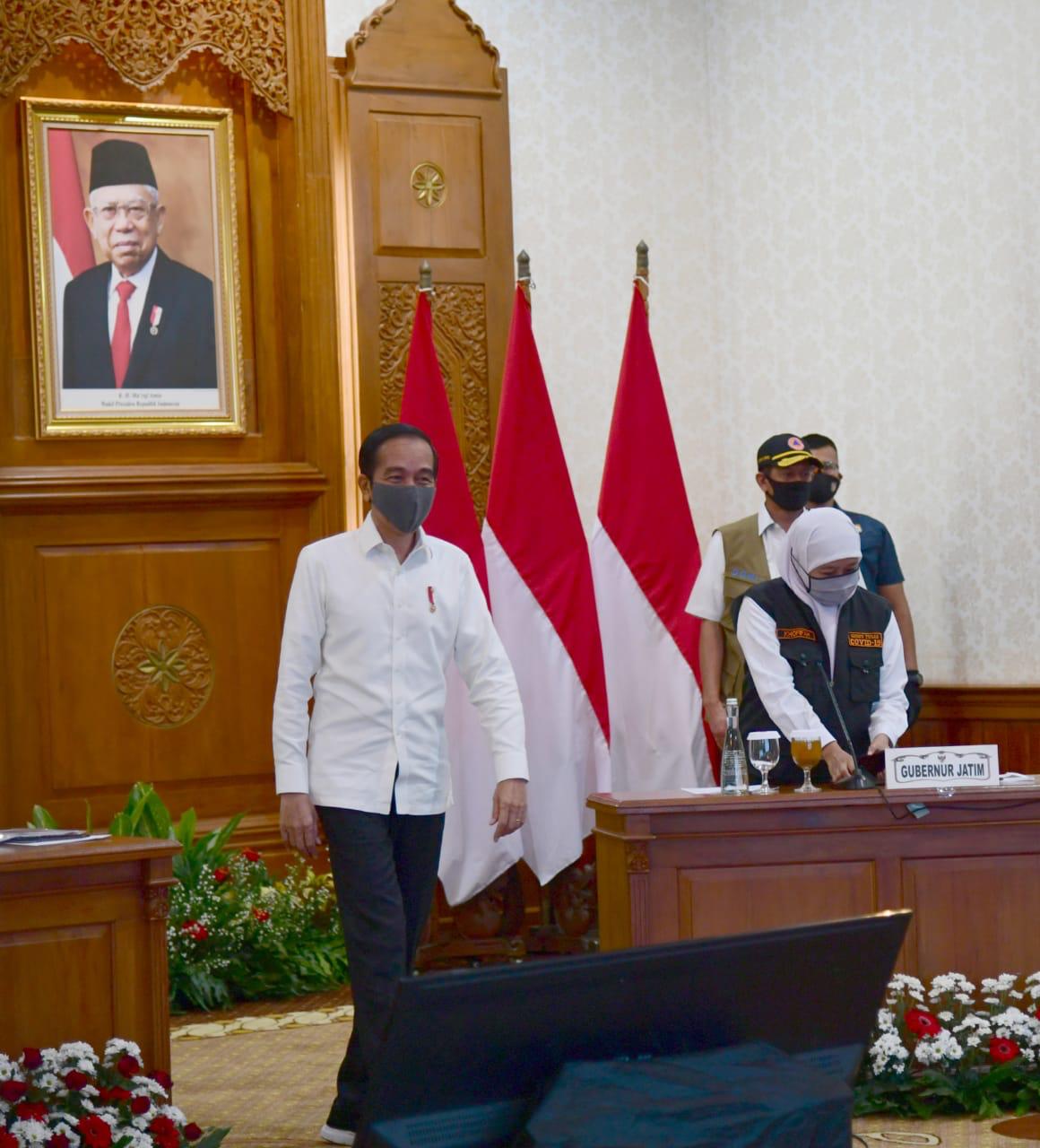 Presiden joko widodo saat datang di Kota Surabaya. (Foto: pemprov jatim)