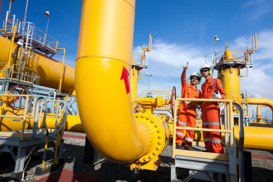Ilustrasi pipa gas PGN. PGN menyatakan sedang mencari mitra untuk menggarap proyek gasifikasi 52 pembangkit senilai US$ 1,5 miliar.