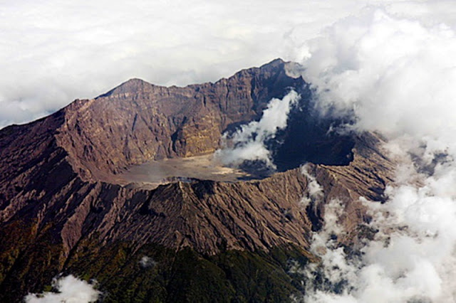 Foto Ilustrasi Gunung Raung. (Foto: Manusialembah.com)