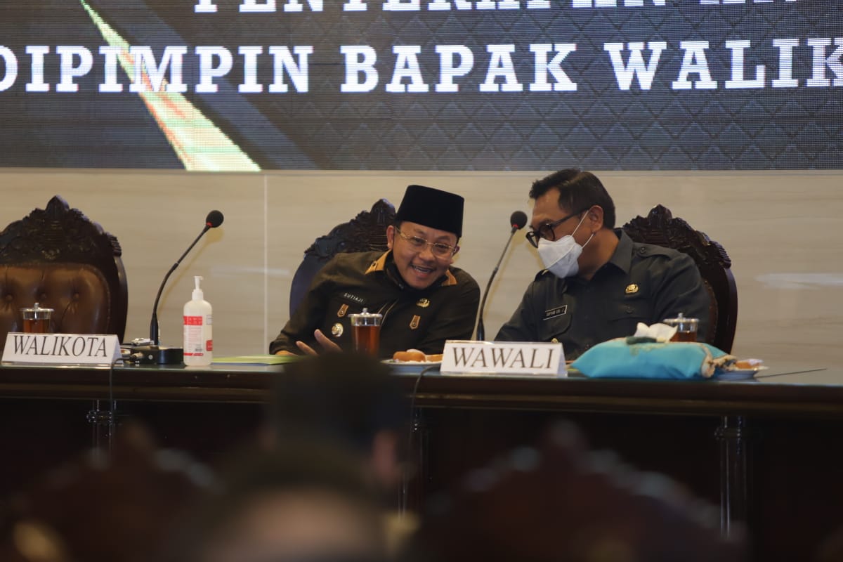 Walikota Malang, Sutiaji saat memimpin Rakor Pemulihan Ekonomi bersama Organisasi Perangkat Daerah di Balai Kota Malang (Foto: istimewa)