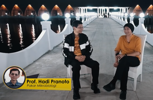 Tangkapan layar di kanal YouTube Anji saat wawancara dengan Hadi Pranoto. Namun, video tersebut telah dihapus oleh YouTube. (Foto: YouTube Anji)