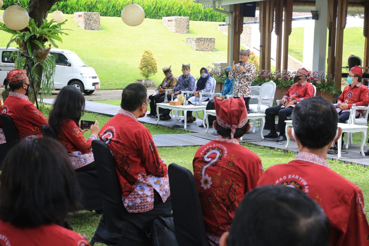 Silaturahmi Bupati Banyuwangi Abdullah Azwar Anas dengan BAMAG di Pendopo kabupaten Banyuwangi. (Foto: Istimewa)