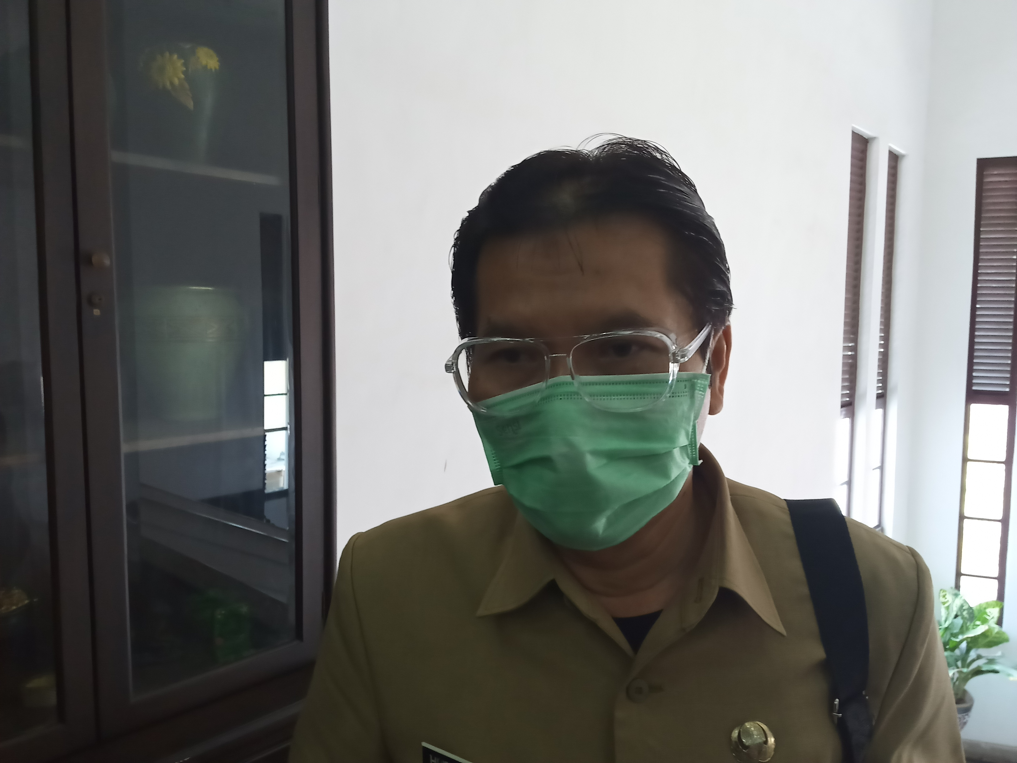 Jubir Satgas Covid-19 Kota Malang, Husnul Mu'arif saat ditemui di Balai Kota Malang (Foto: Lalu Theo/ngopibareng.id)