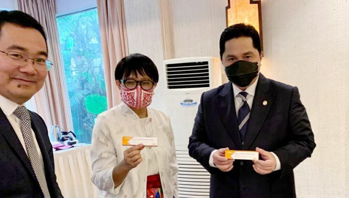 Eric Thohir dan Marsudi L Retno urus vaksin covid ke Tiongkok.